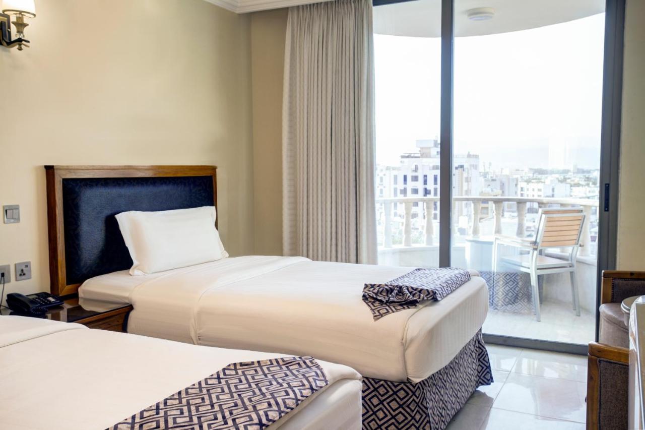 Dweik Hotel Luxury 3 アカバ エクステリア 写真